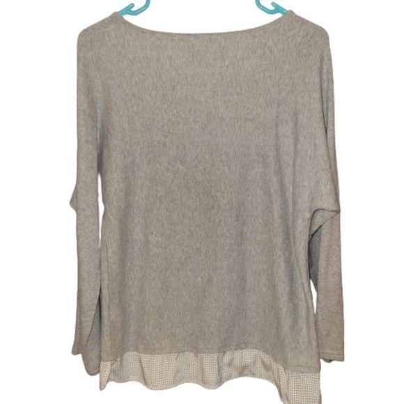 Tommy Hilfiger gray knit top with ruffle - Picture 2 of 8